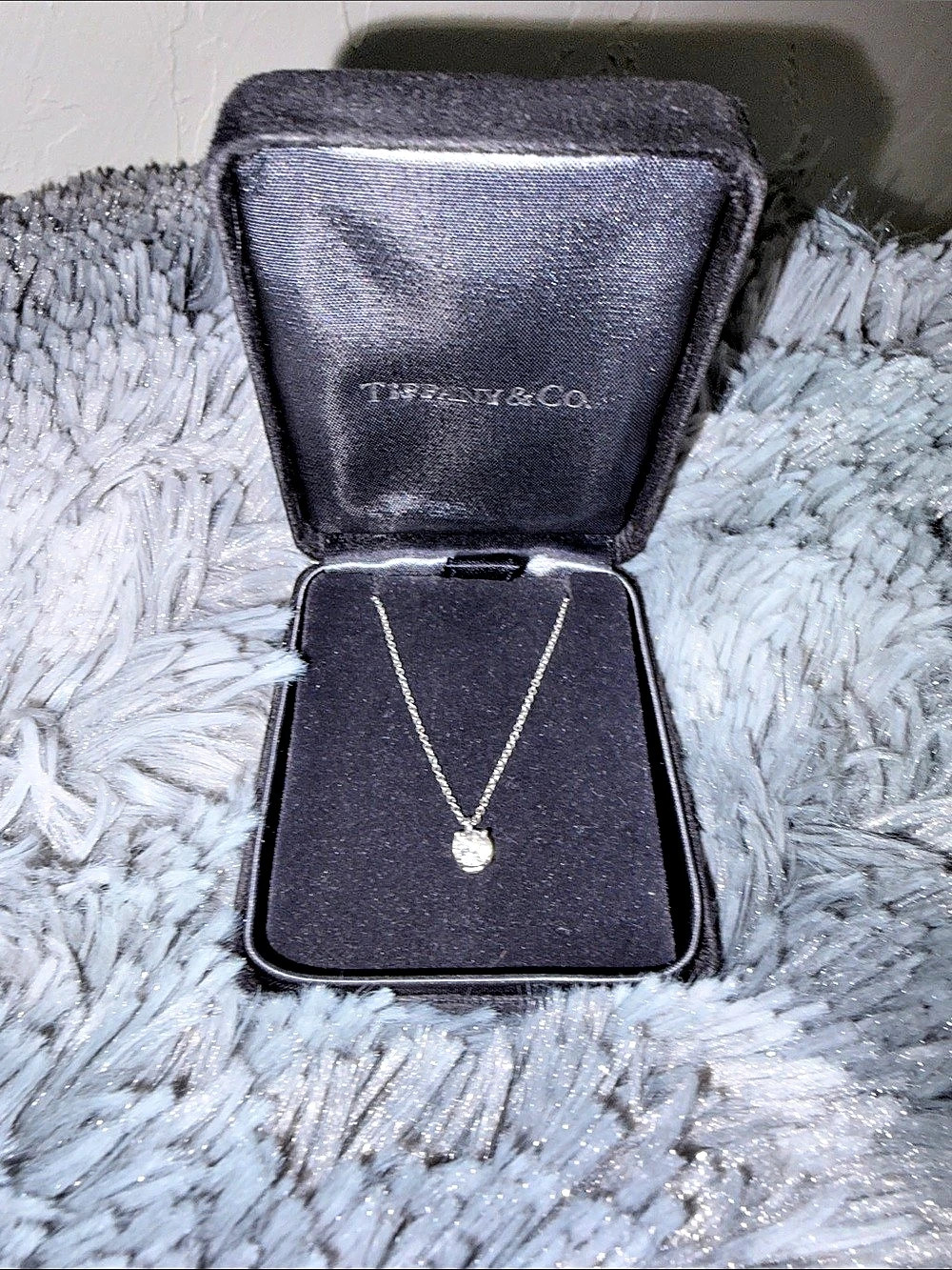 Tiffany & Co. Tiffany Soleste Solitaire Diamond Pendant. Platinum chain Necklace